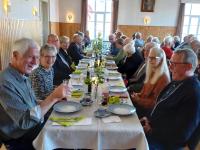 Bevtoft og Omegns Seniorer spiser frokost